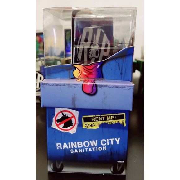 R.I.P. Rainbows In Pieces "Happy Trappy"  #002 Series with Trading Card NEW - Picture 3 of 4
